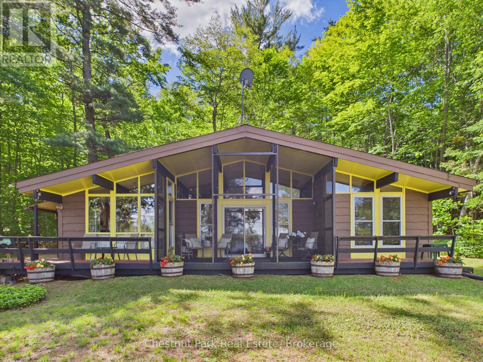 1087 GLENMOUNT ROAD - 2