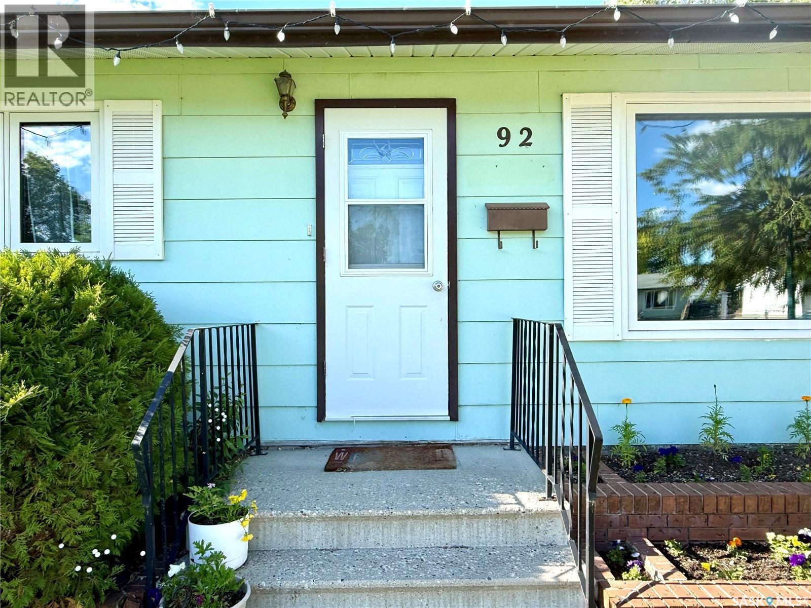 92 Redwood DRIVE - photo 3