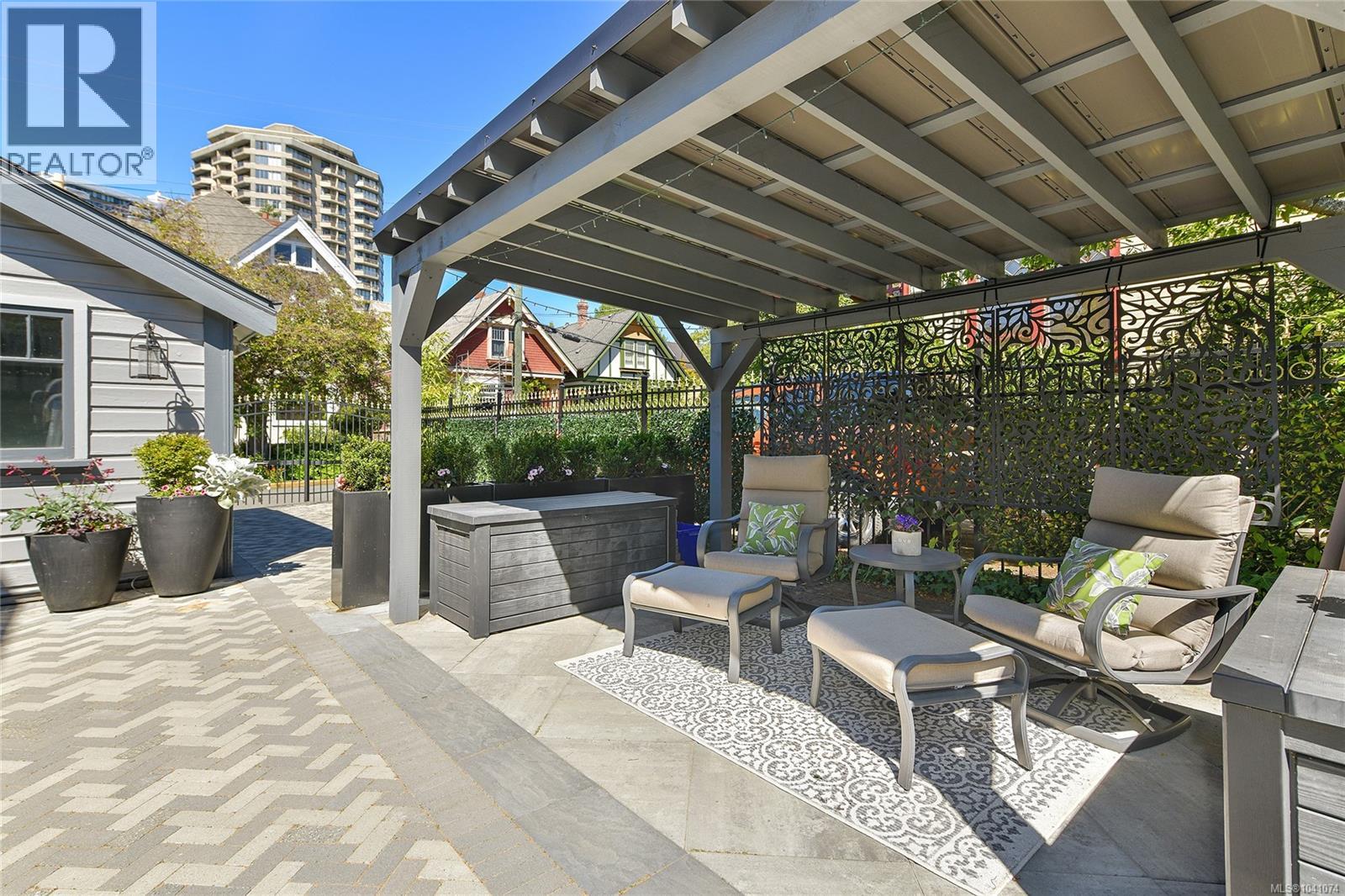  255 Government Street, Victoria