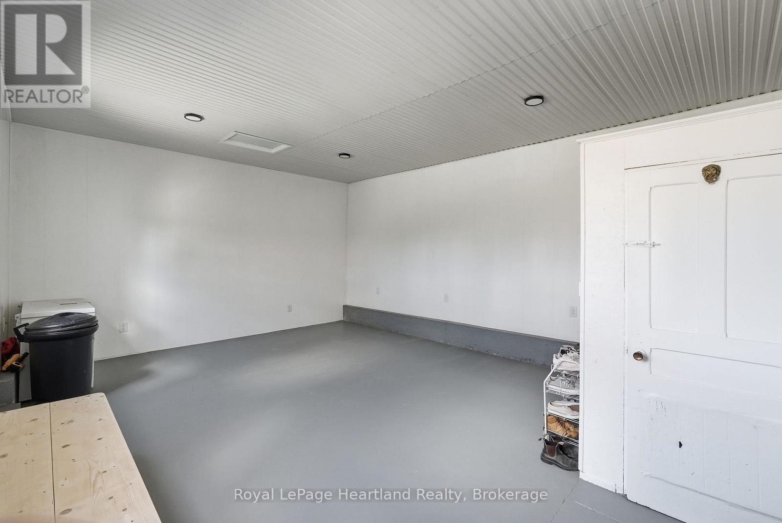42148 SALEM ROAD - 29