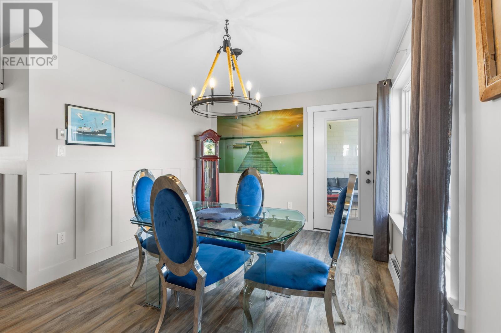 689 STRANG Road - 17