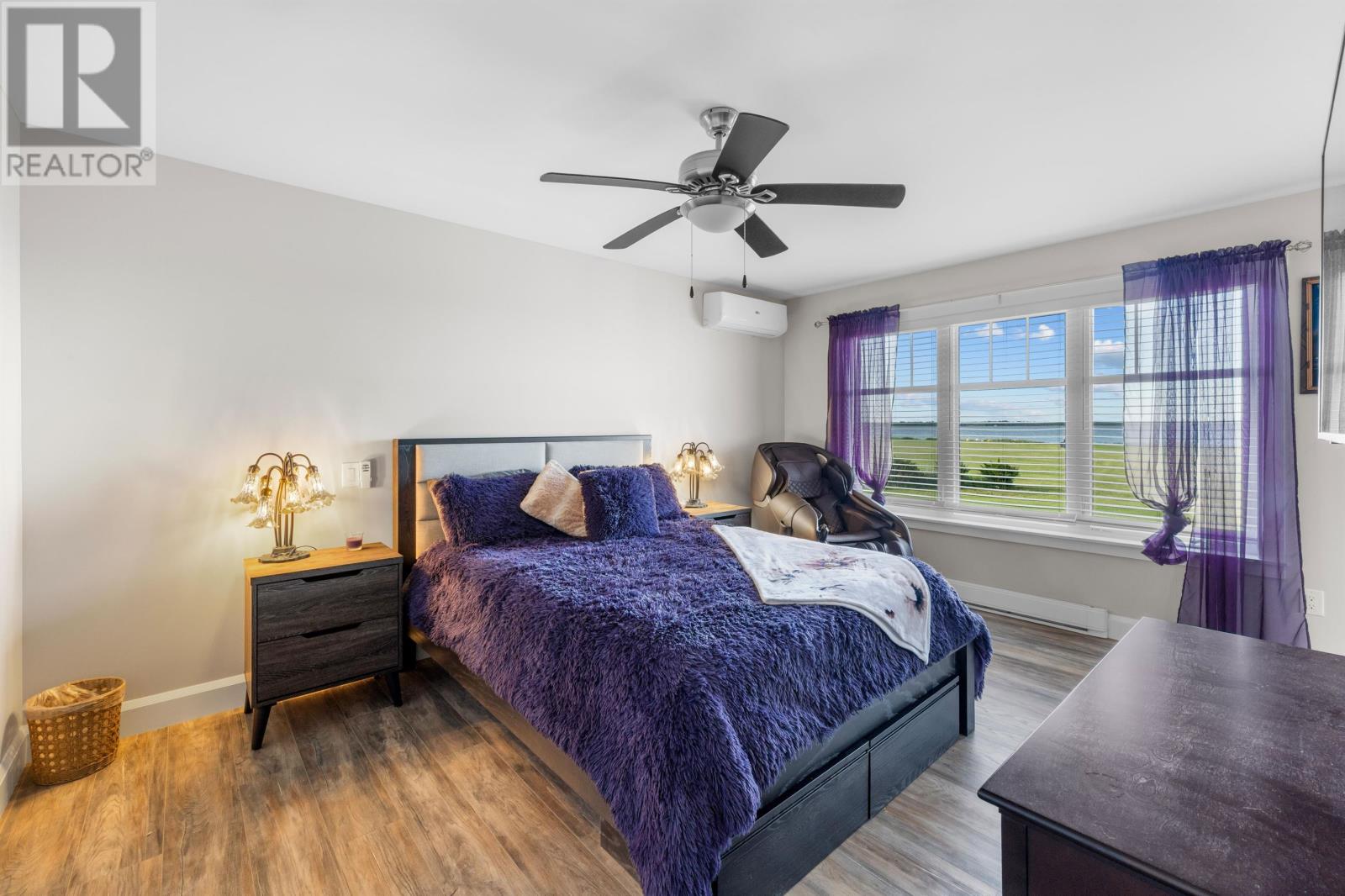 689 STRANG Road - 18