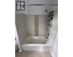 1096 Lois Lane, Minden Hills, ON K0M2L1 Photo 24