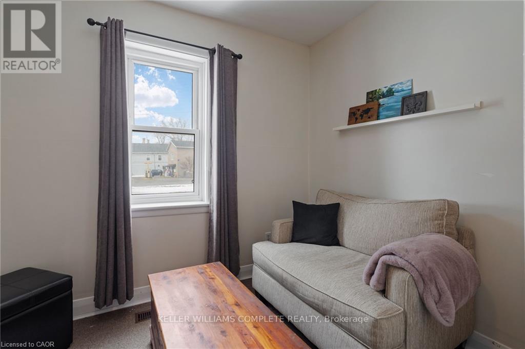 2 MILL STREET E - 22