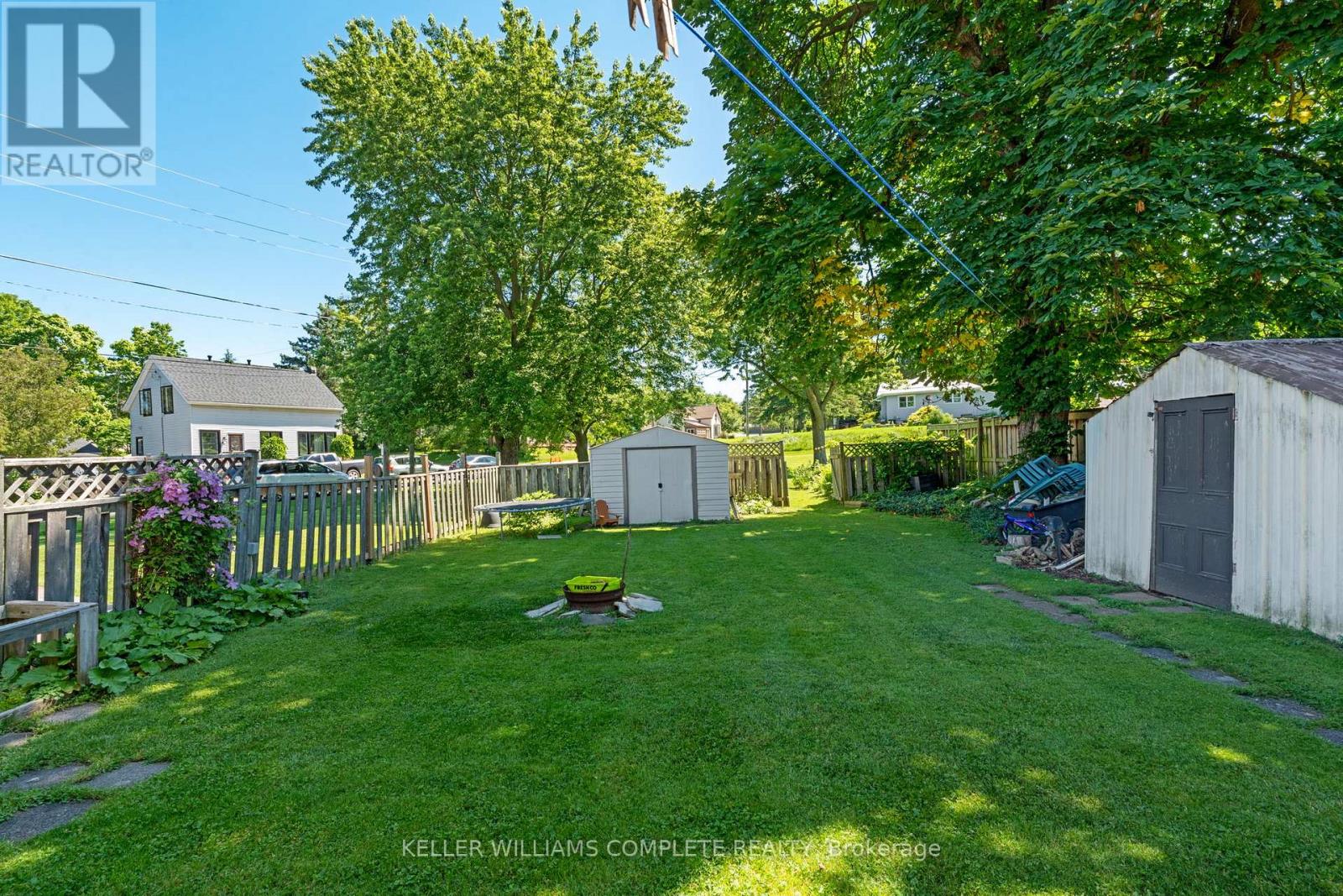 2 MILL STREET E - 43