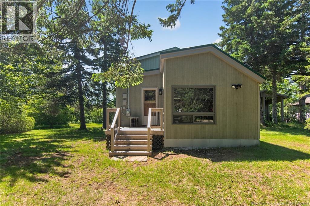 90 Aquila Crescent - 1