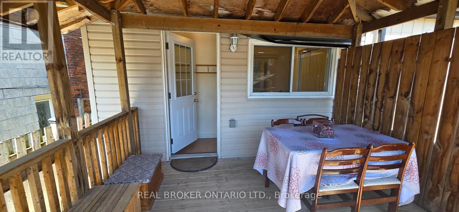 17 HOWARD PARK AVENUE - 23