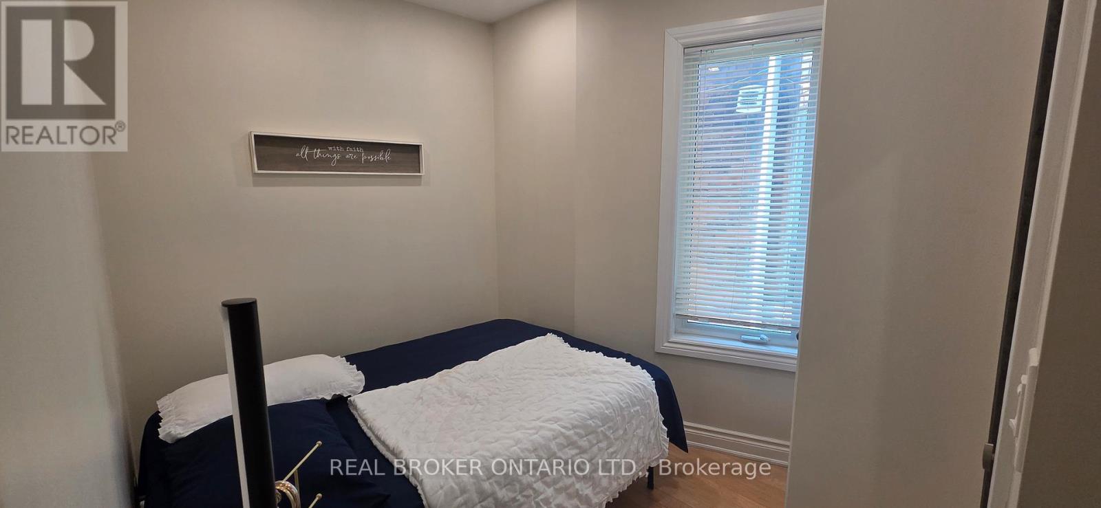 17 HOWARD PARK AVENUE - 9