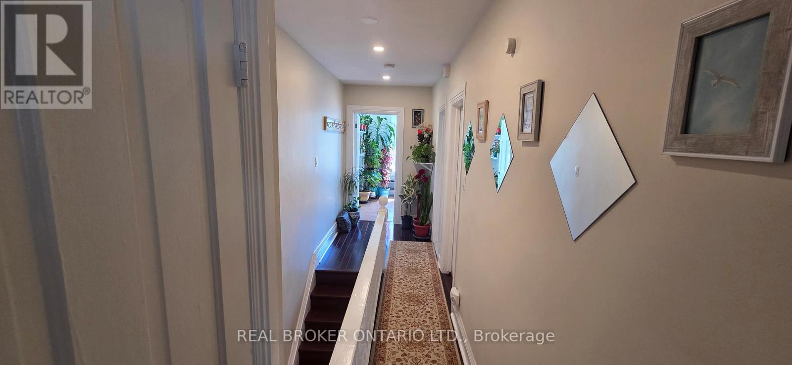 17 HOWARD PARK AVENUE - 17