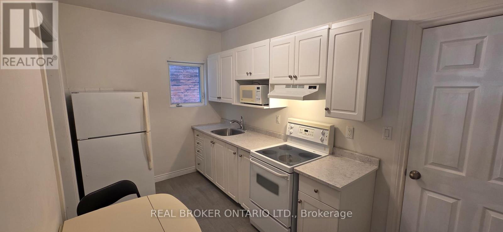 17 HOWARD PARK AVENUE - 11