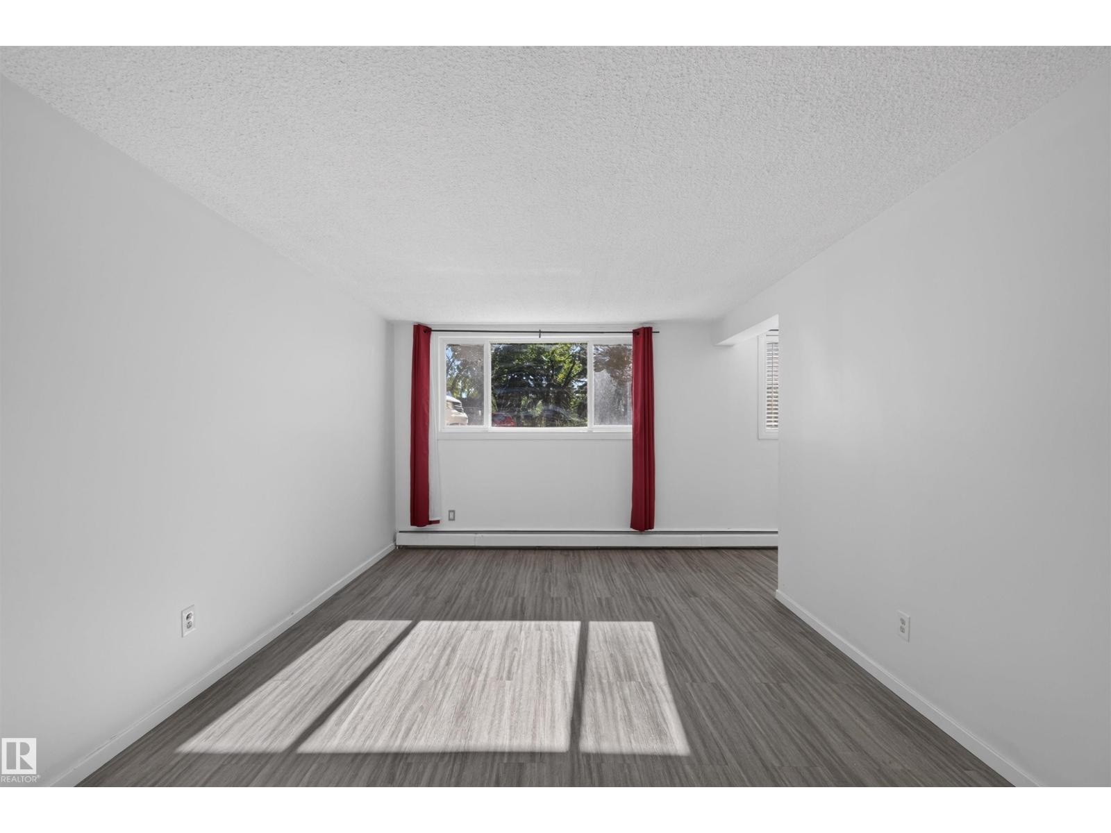 #6 10230 122 ST NW NW - 10
