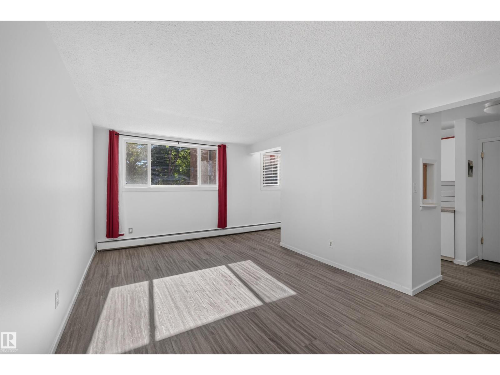 #6 10230 122 ST NW NW - 11