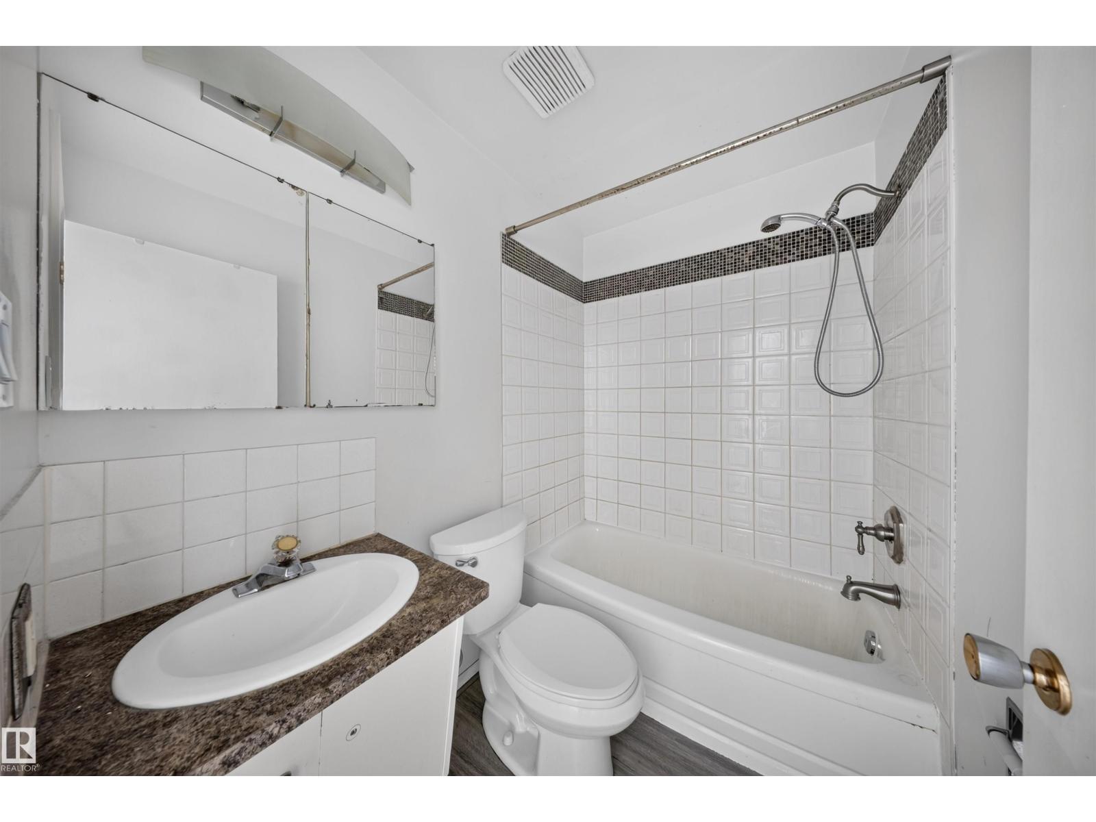 #6 10230 122 ST NW NW - 14