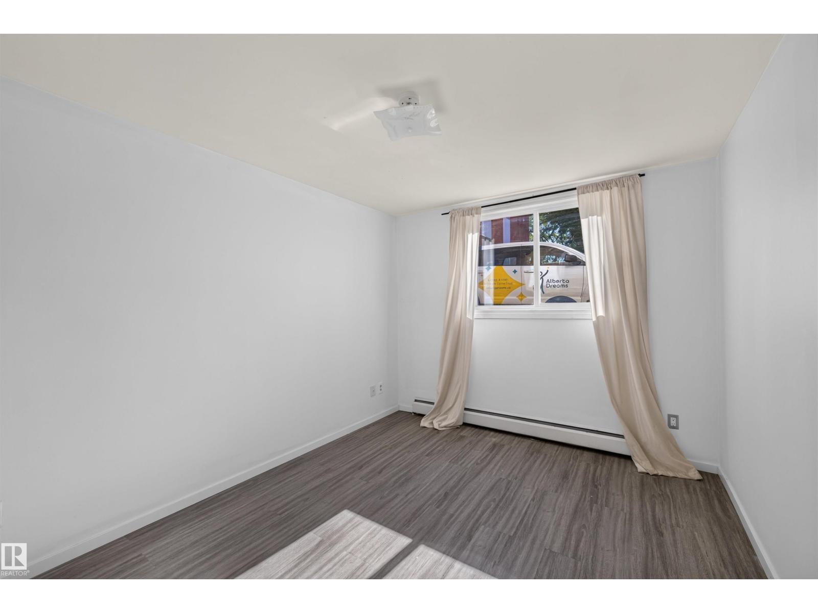 #6 10230 122 ST NW NW - 16