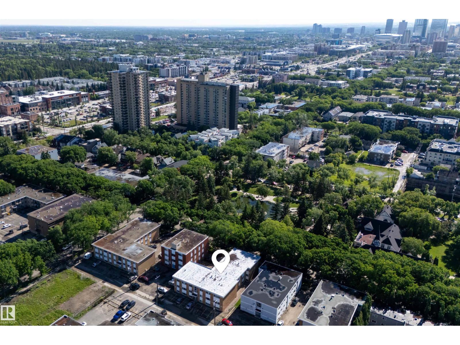 #6 10230 122 ST NW NW - 23