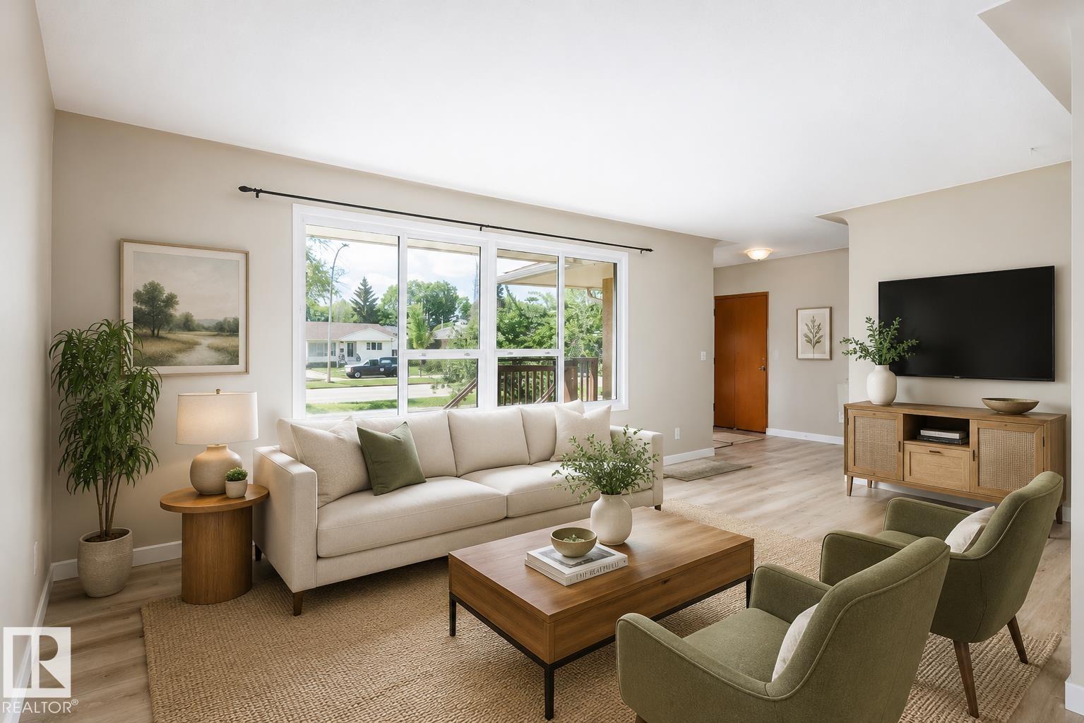 9607 75 ST NW - 8
