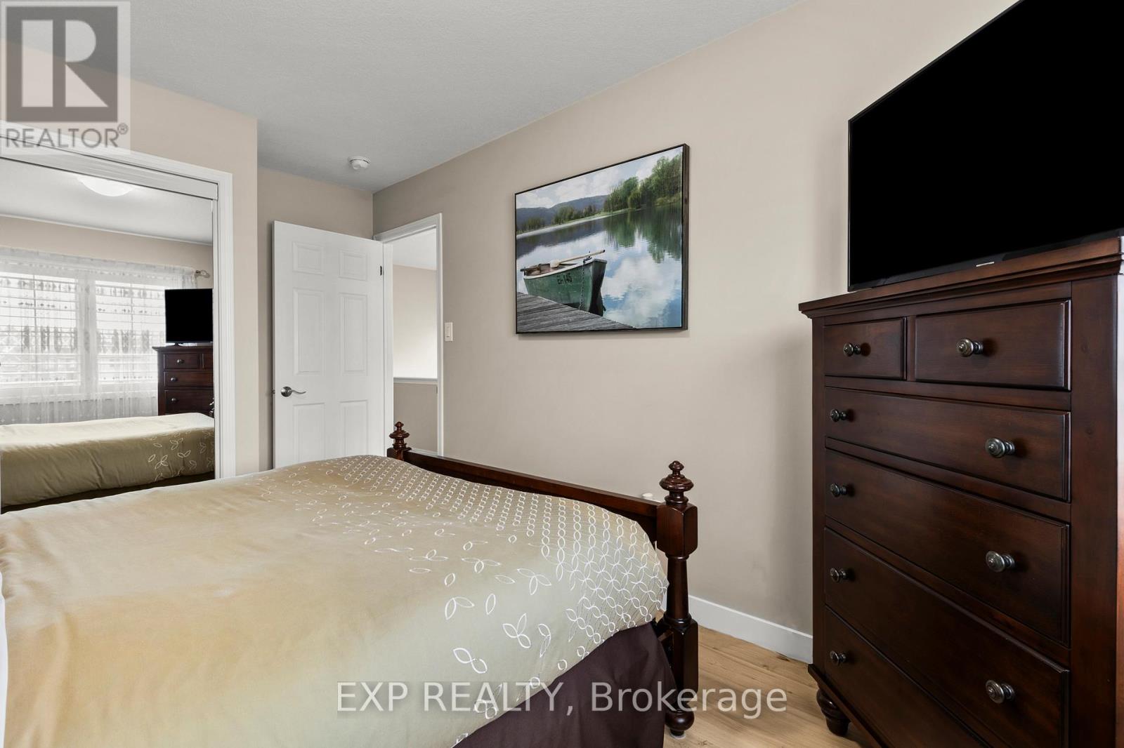 8679 DOGWOOD CRESCENT - Image 16