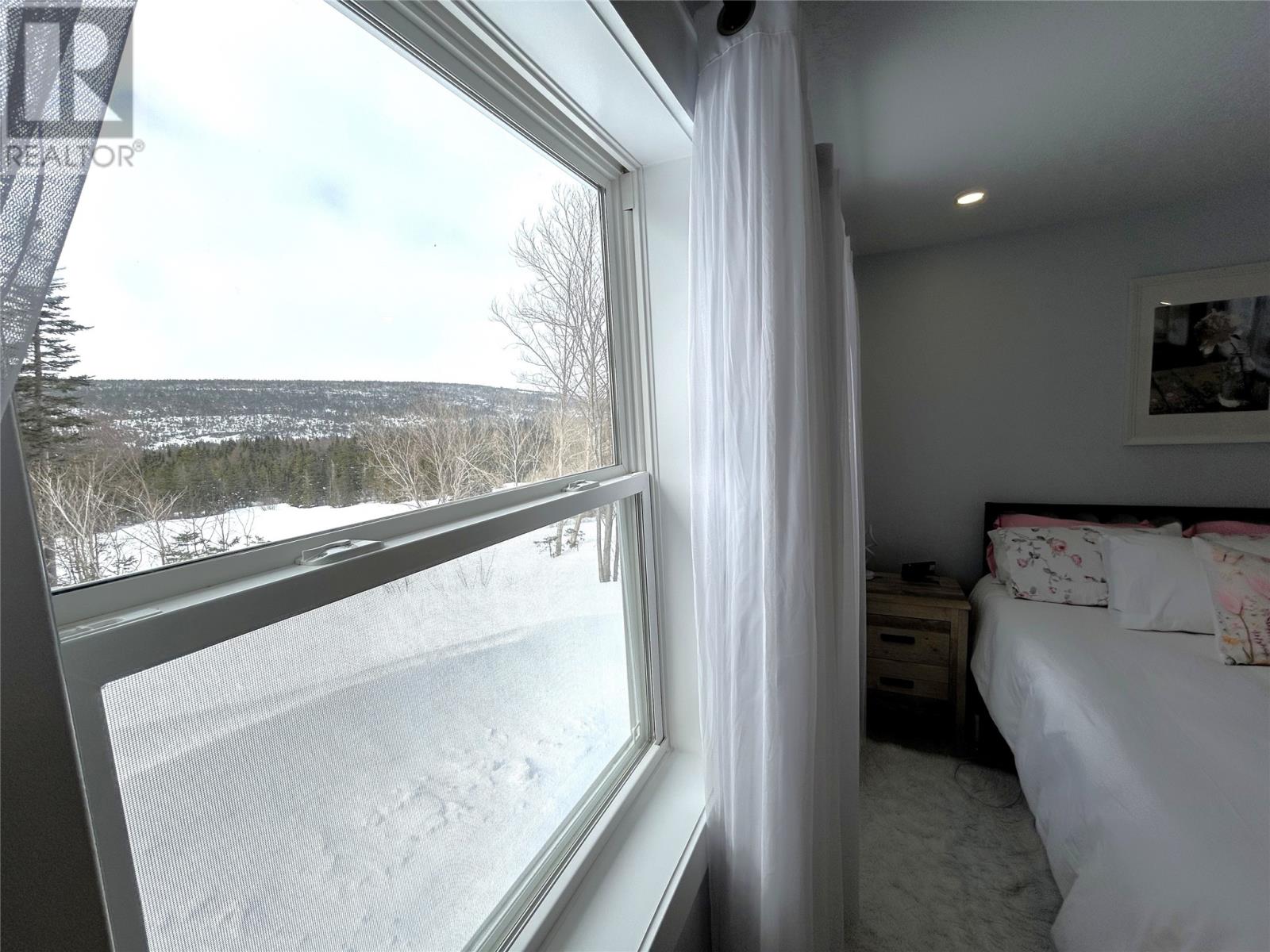 39 Main Road - 26