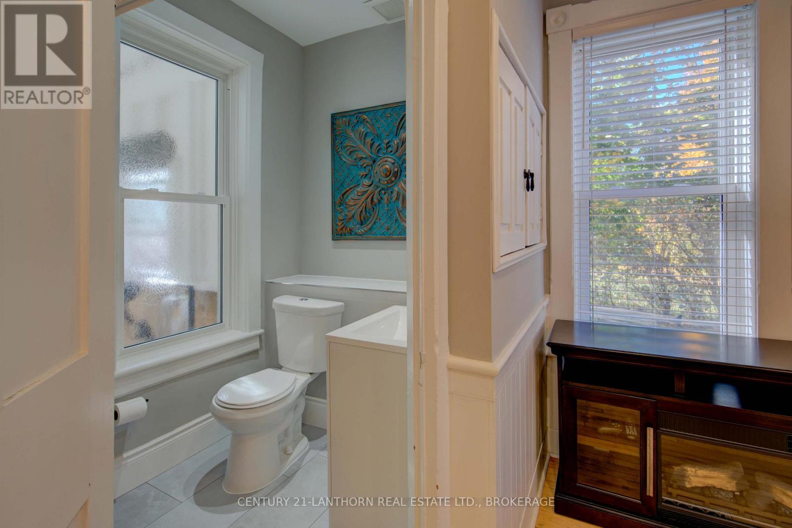 2 JOHN STREET - Image 14