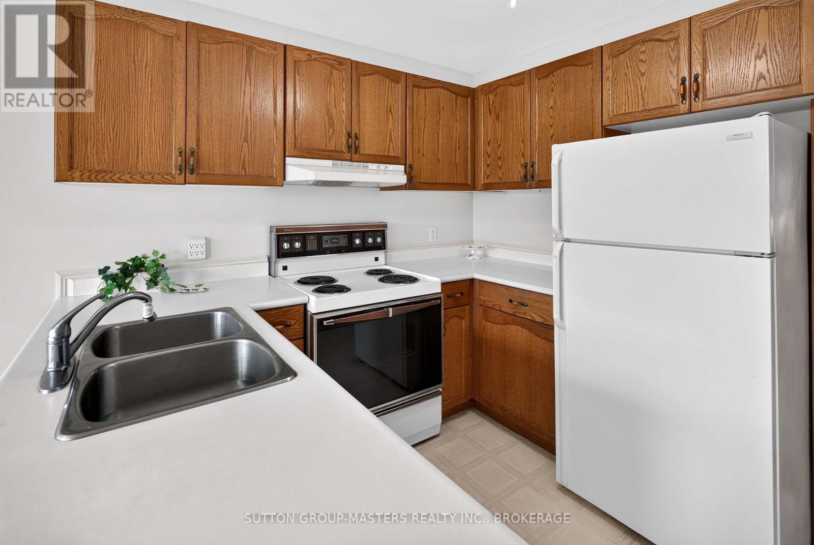 38 ABBEY DAWN DRIVE - 11