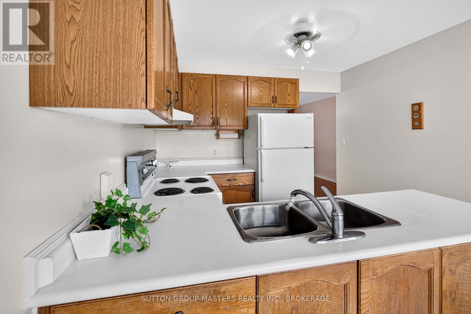 38 ABBEY DAWN DRIVE - 12