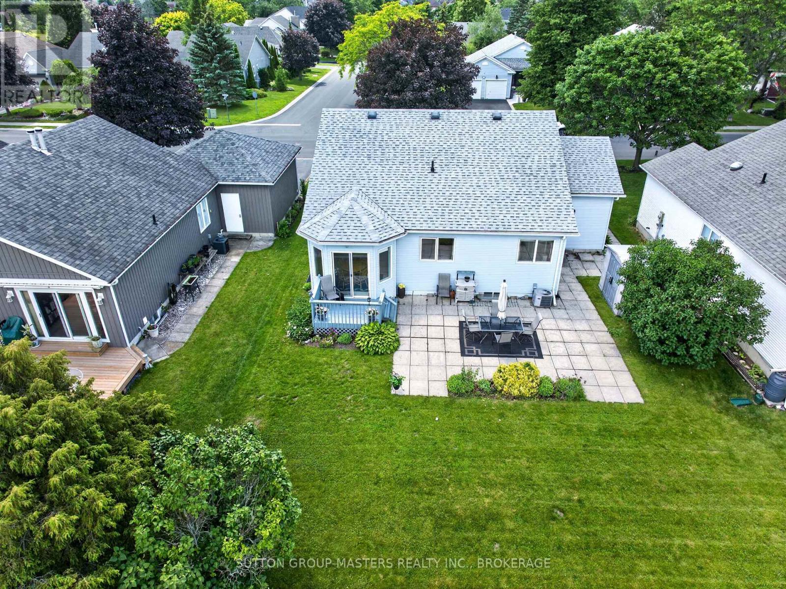 38 ABBEY DAWN DRIVE - 18