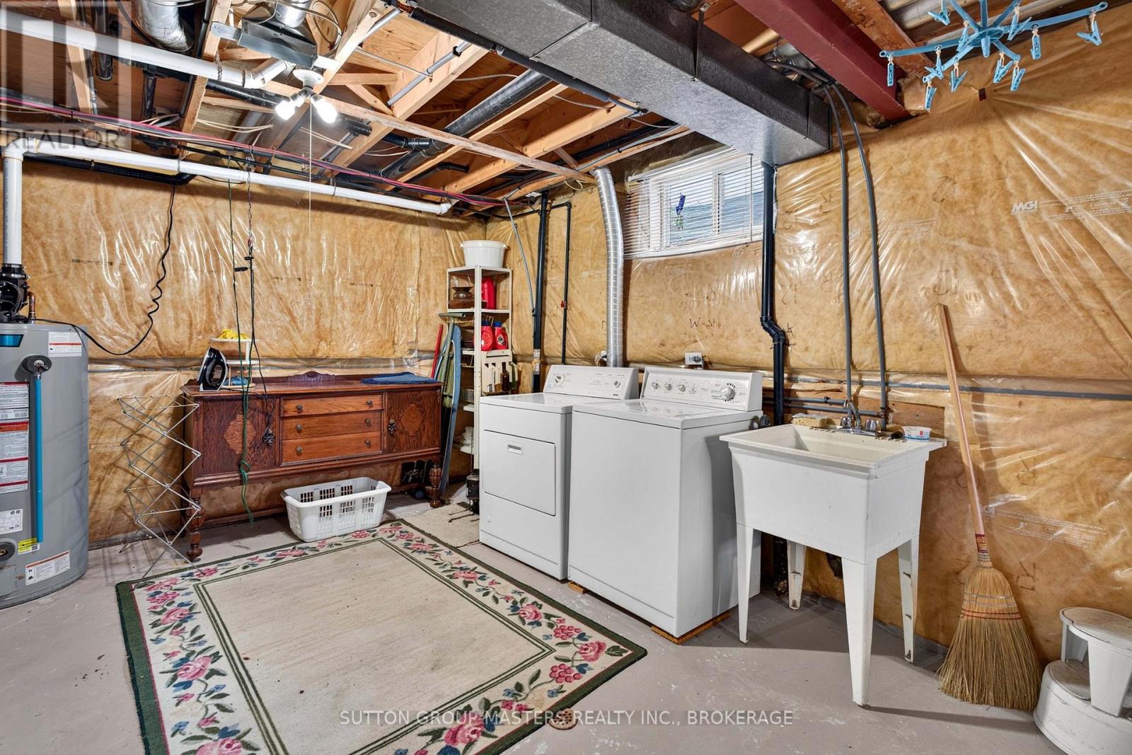 38 ABBEY DAWN DRIVE - 30