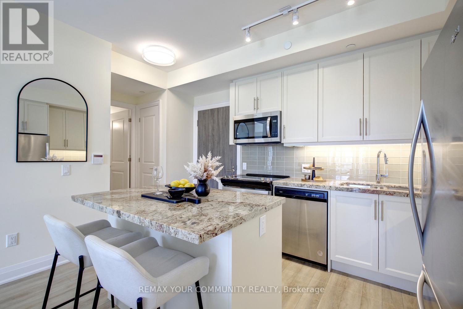 #406 20 GATINEAU DRIVE - Image 14