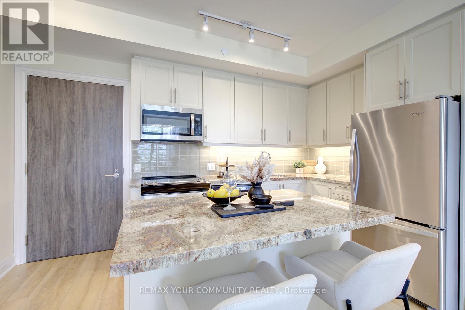 #406 20 GATINEAU DRIVE - Image 15
