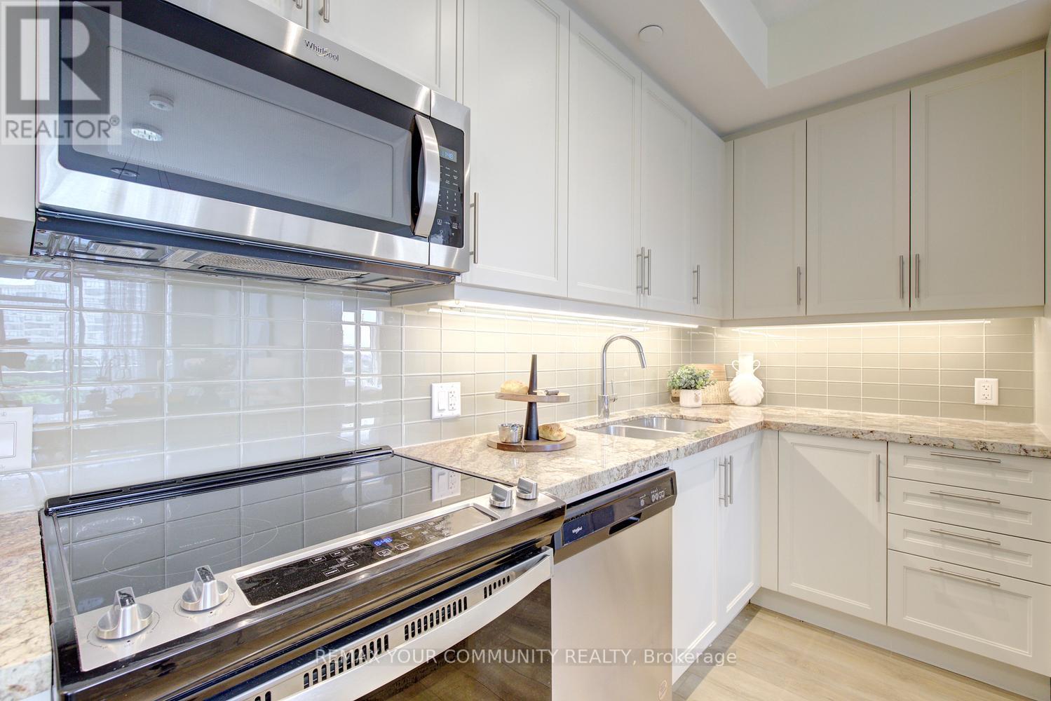 #406 20 GATINEAU DRIVE - Image 18