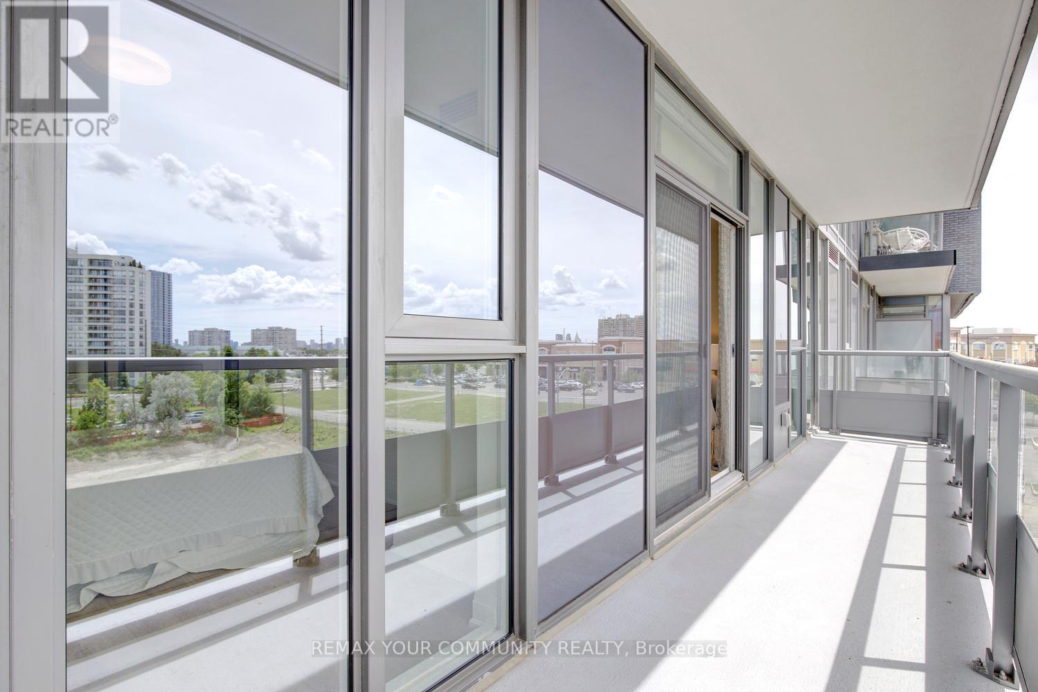 #406 20 GATINEAU DRIVE - Image 31