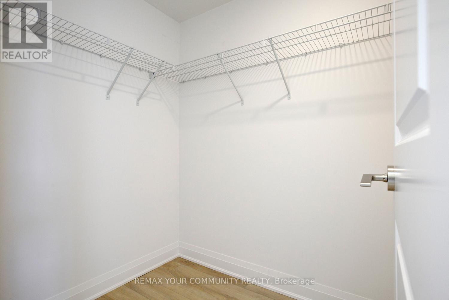 #406 20 GATINEAU DRIVE - Image 36