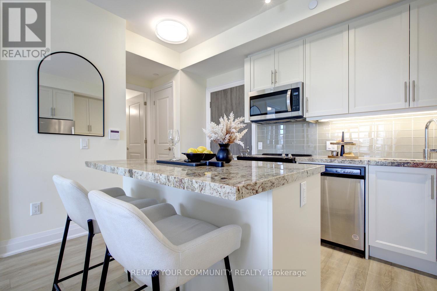 #406 20 GATINEAU DRIVE - Image 38