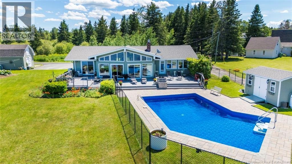 14 Aline Avenue - Image 2