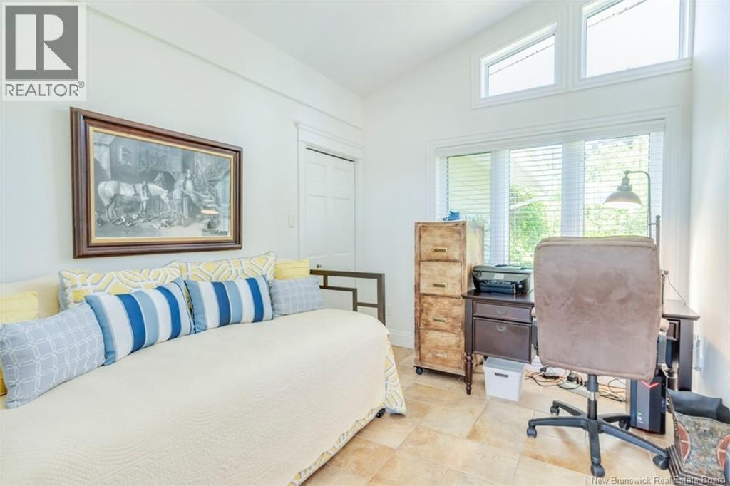 14 Aline Avenue - 23