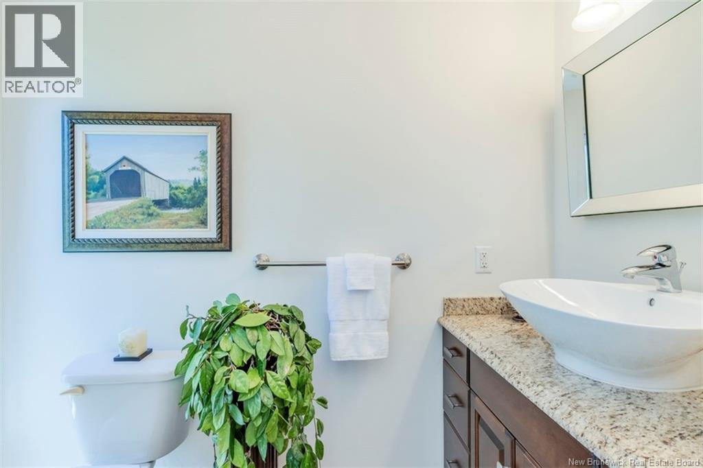 14 Aline Avenue - 24