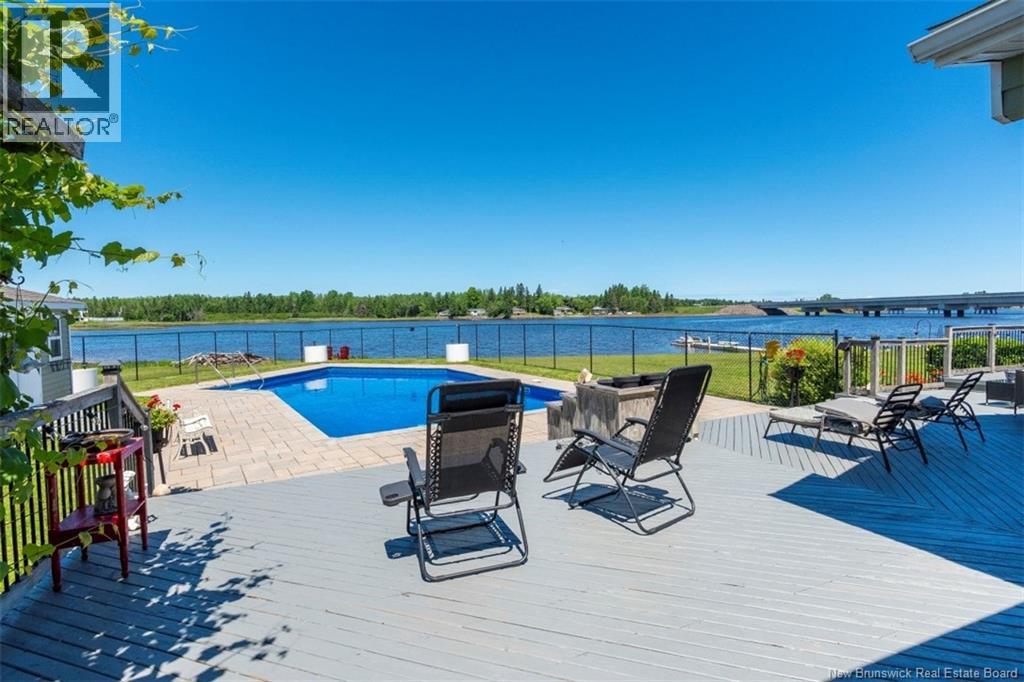 14 Aline Avenue - 33