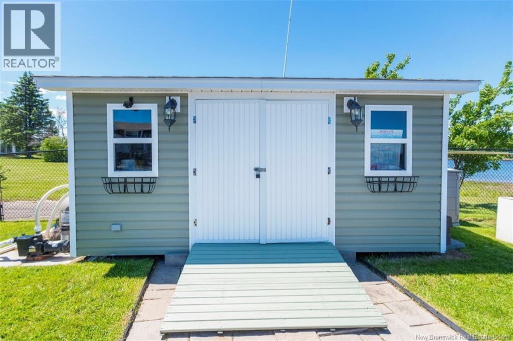 14 Aline Avenue - 35