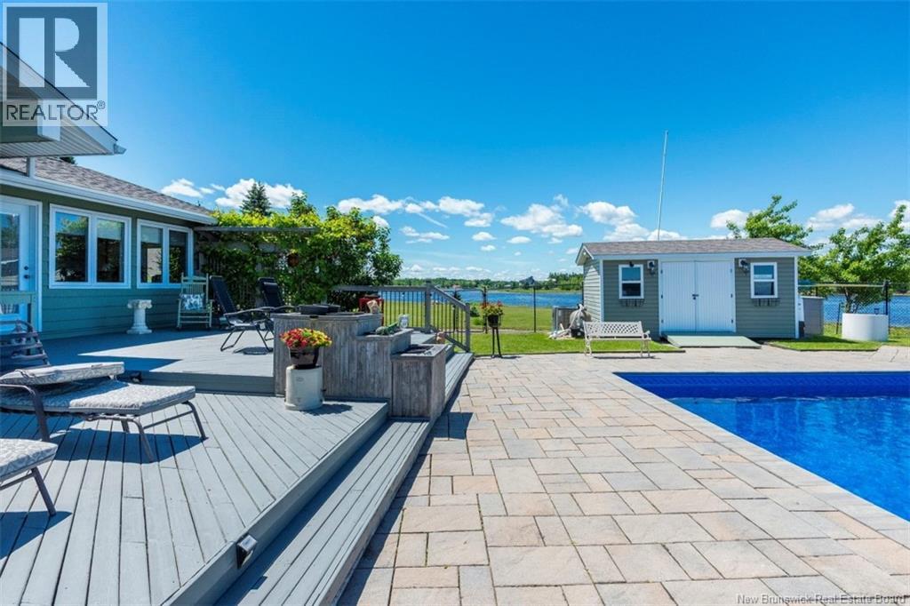 14 Aline Avenue - 36