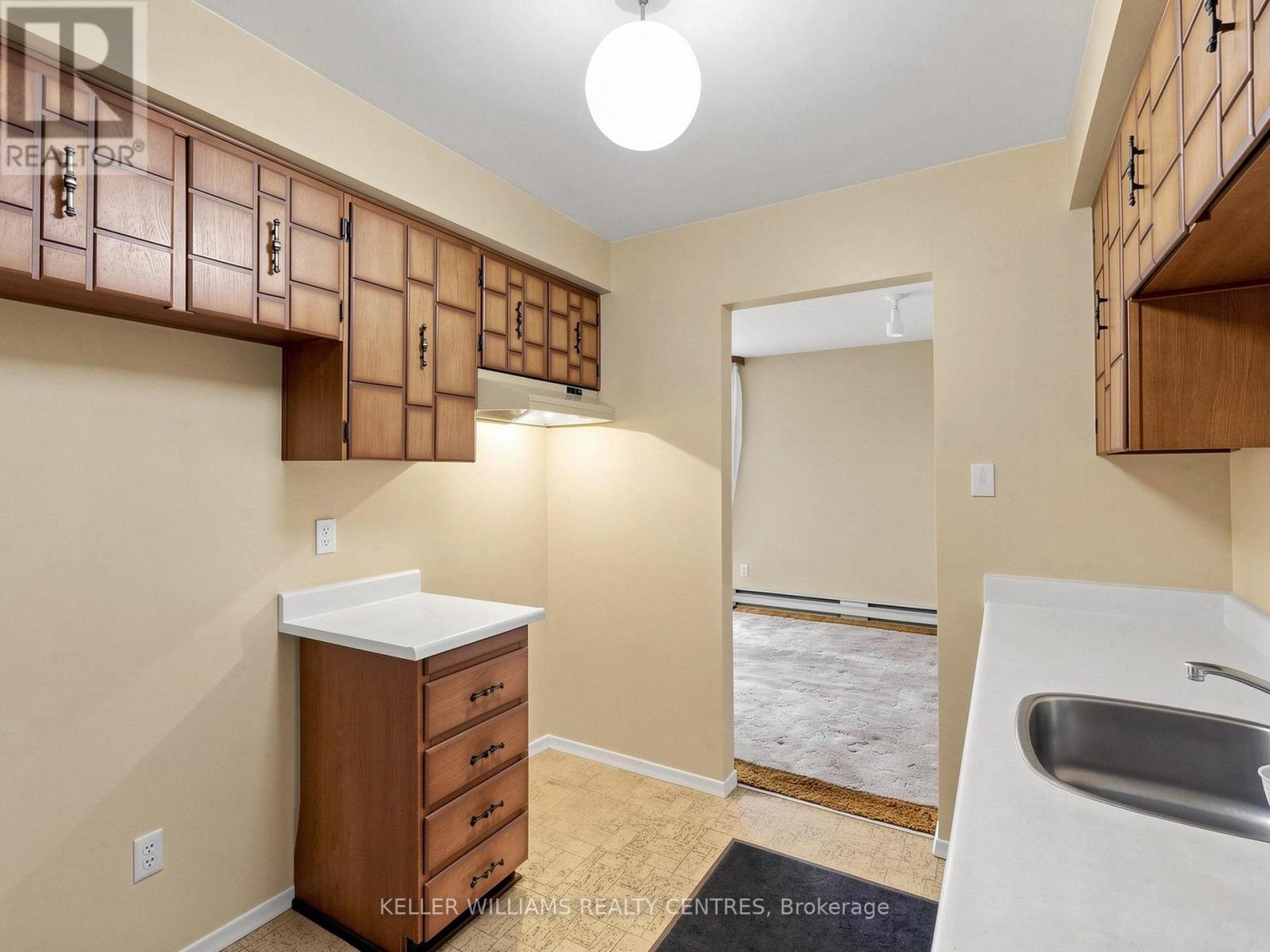 #11 341 WILSON DRIVE - 13