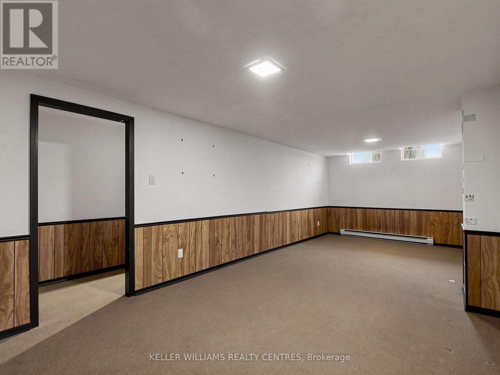 #11 341 WILSON DRIVE - 35