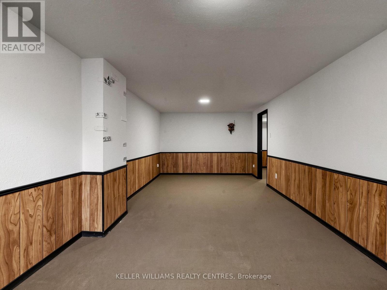 #11 341 WILSON DRIVE - 36