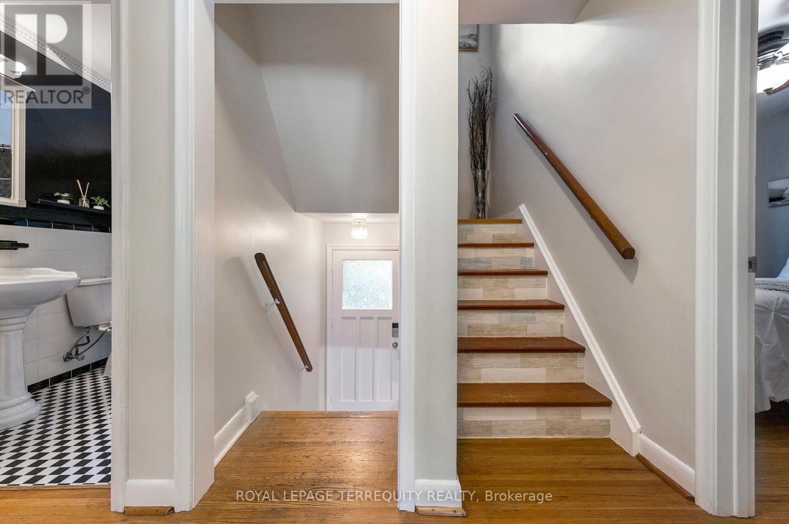 35 JODPHUR AVENUE - 13