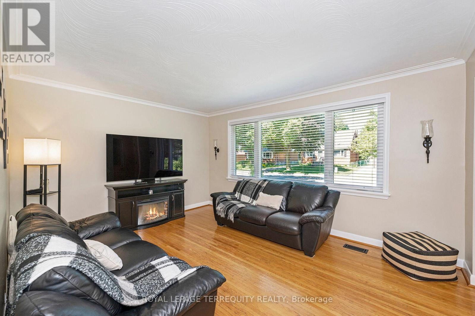 35 JODPHUR AVENUE - 6