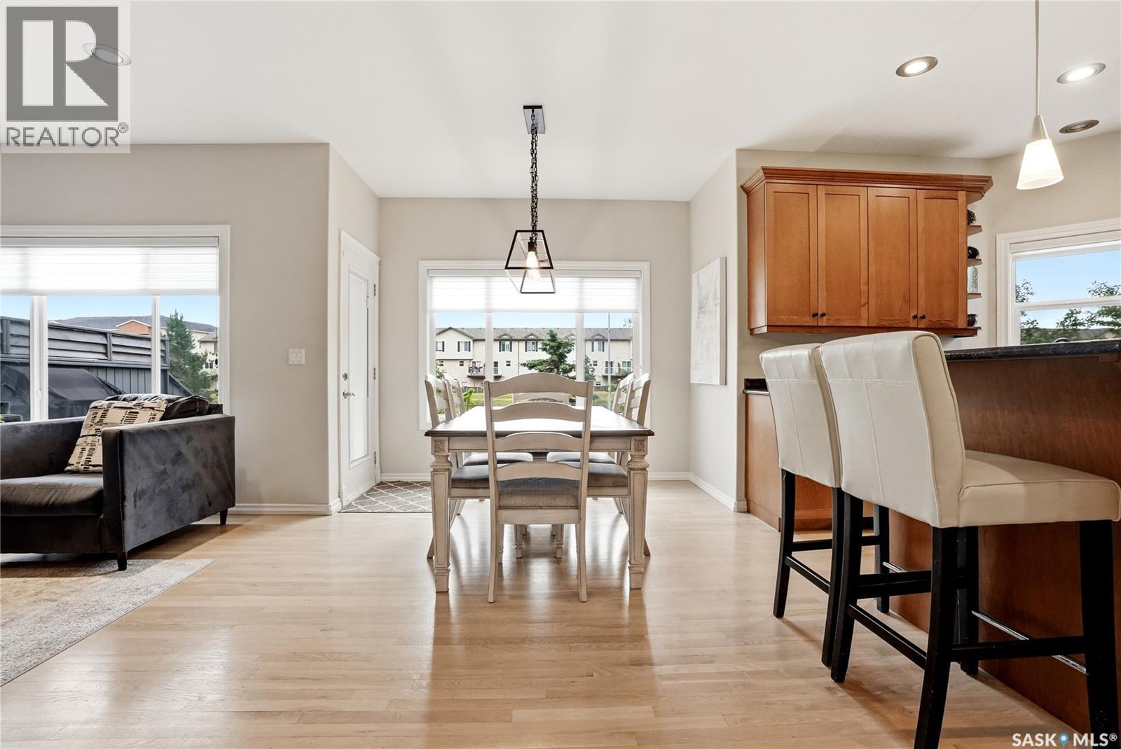 703 Bellmont COURT — photo 18