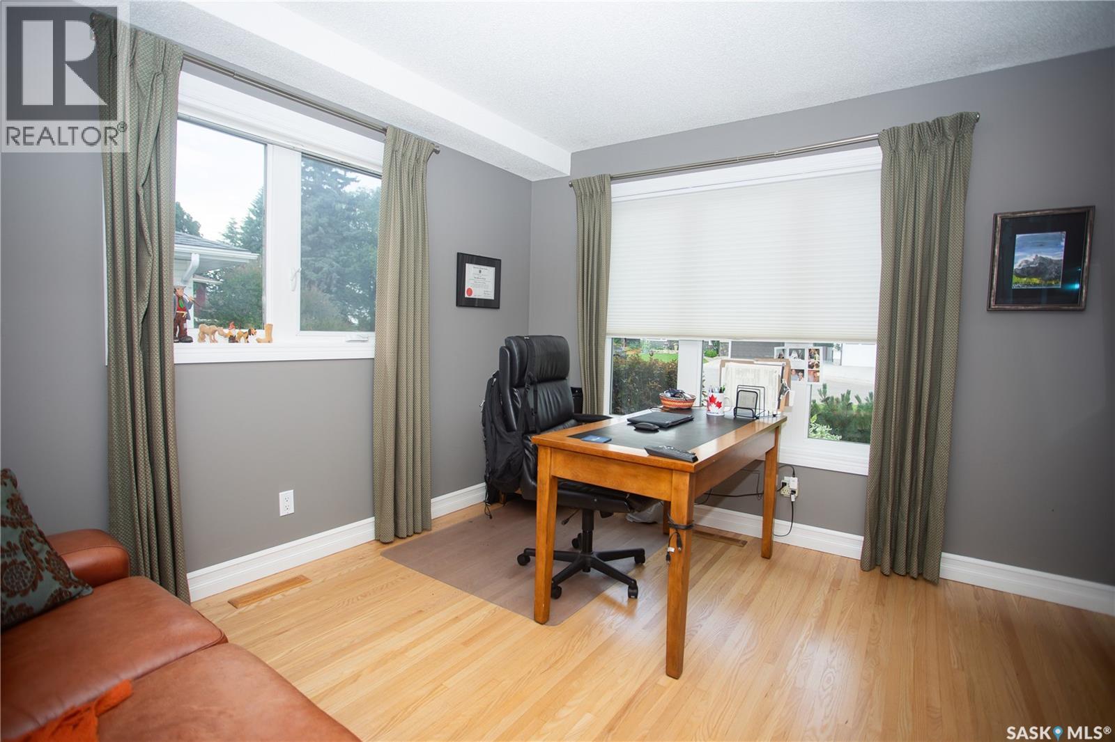 6 HARRINGTON PLACE - photo 4