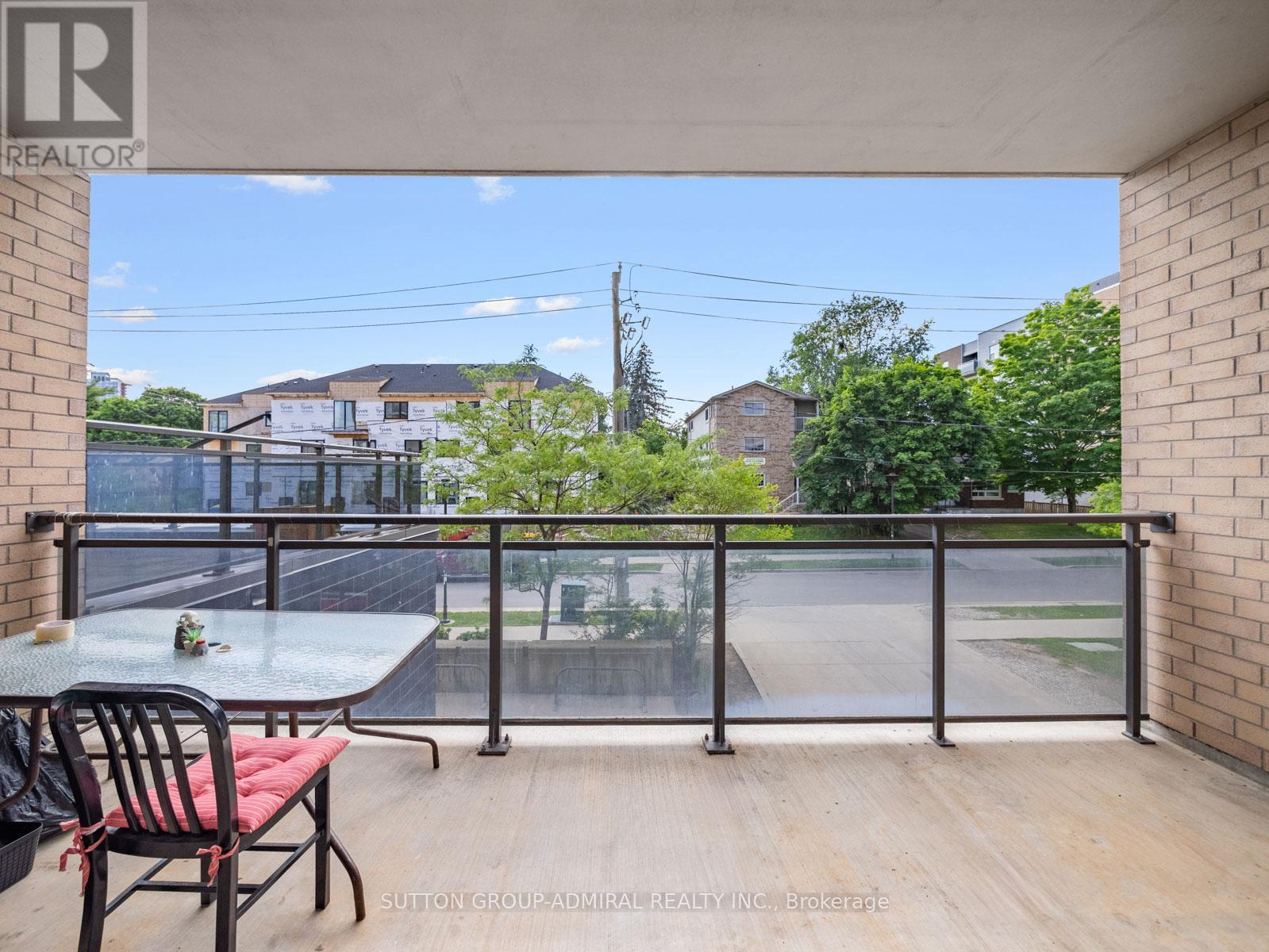 #203 8 HICKORY STREET W - Image 11