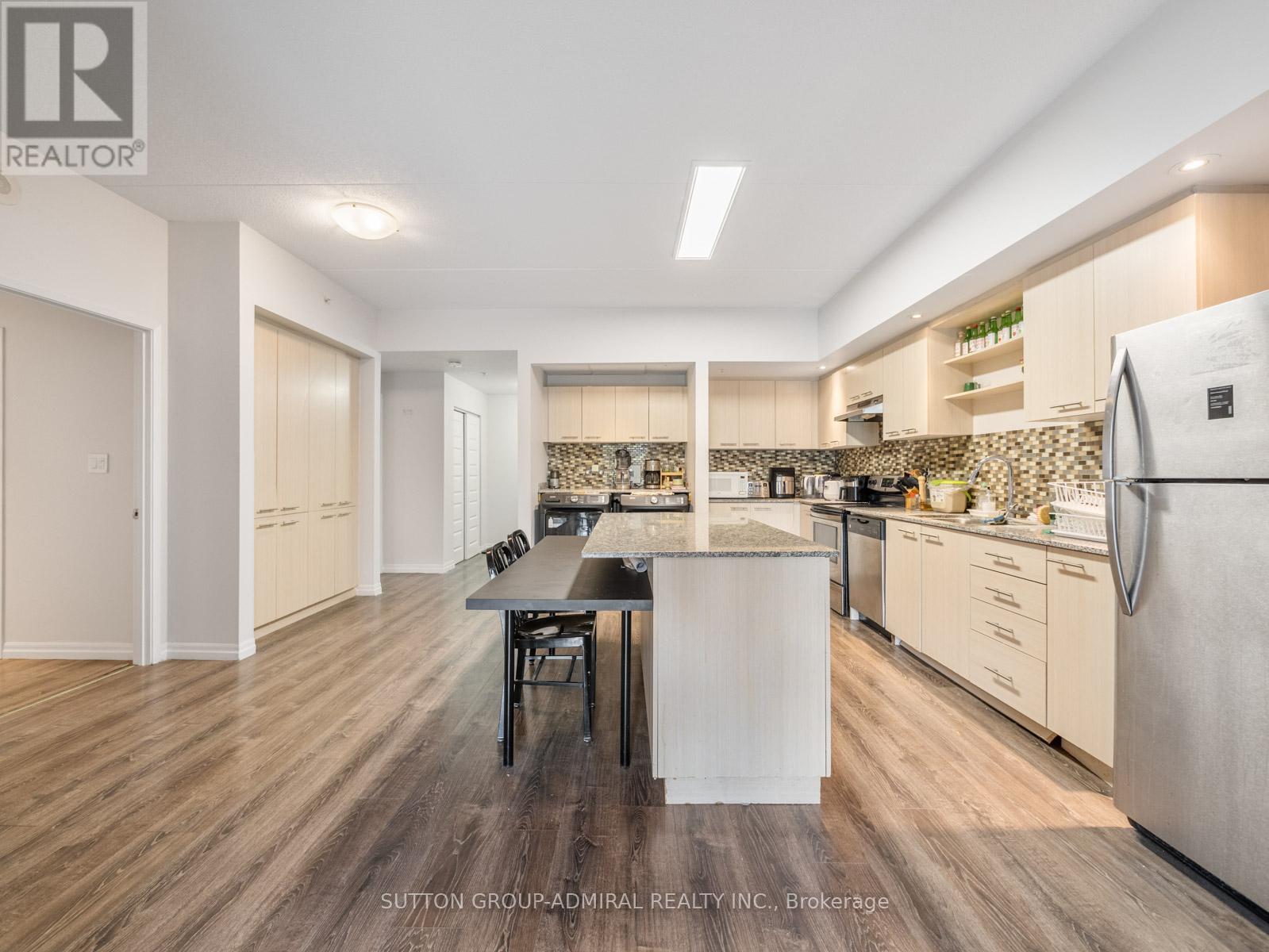 #203 8 HICKORY STREET W - Image 3