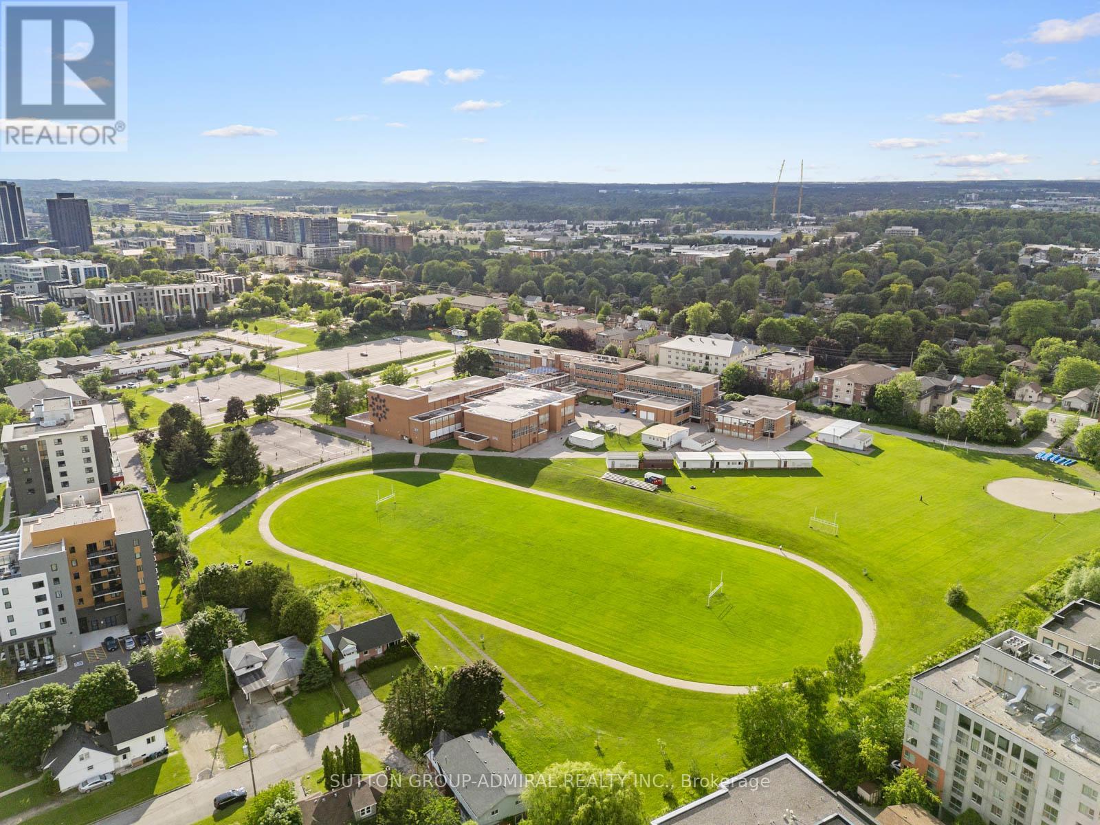 #203 8 HICKORY STREET W - 40