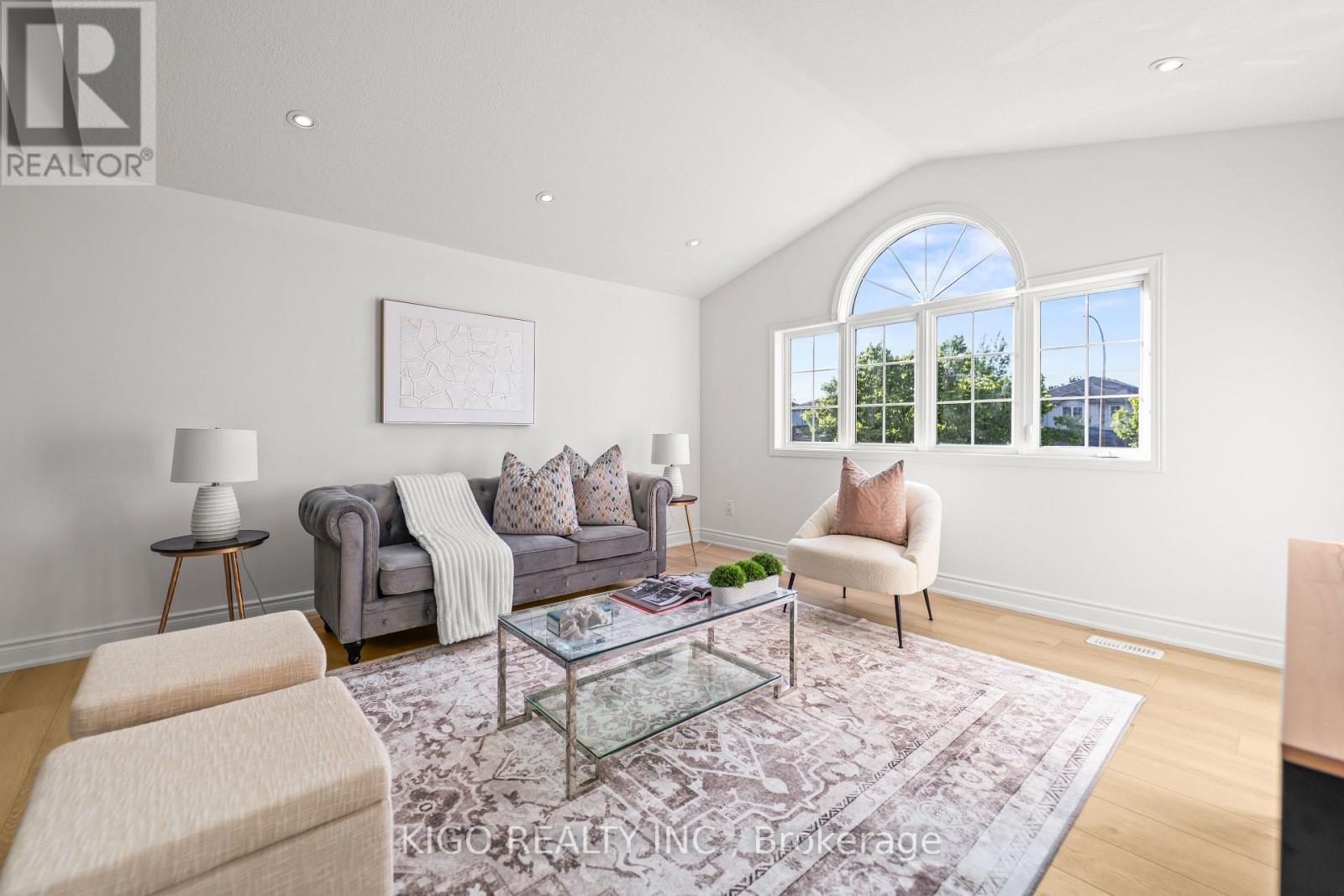 25 BUSH CLOVER CRESCENT - 11